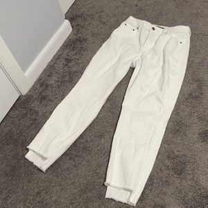 Abercrombie & Fitch Women’s White jeans